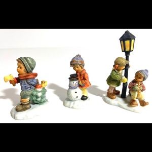 HAWTHORNE VILLAGE “RARE”-  BERTA HUMMEL JOYFUL CELEBRATION